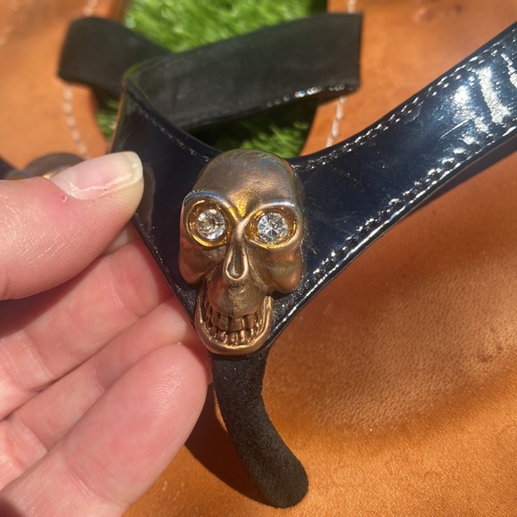 Mystique *RARE*  Skull Sandal - Picture 6 of 6